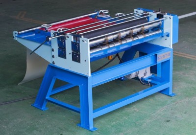 Máy xẻ tôn