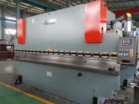 Máy chấn phụ kiện